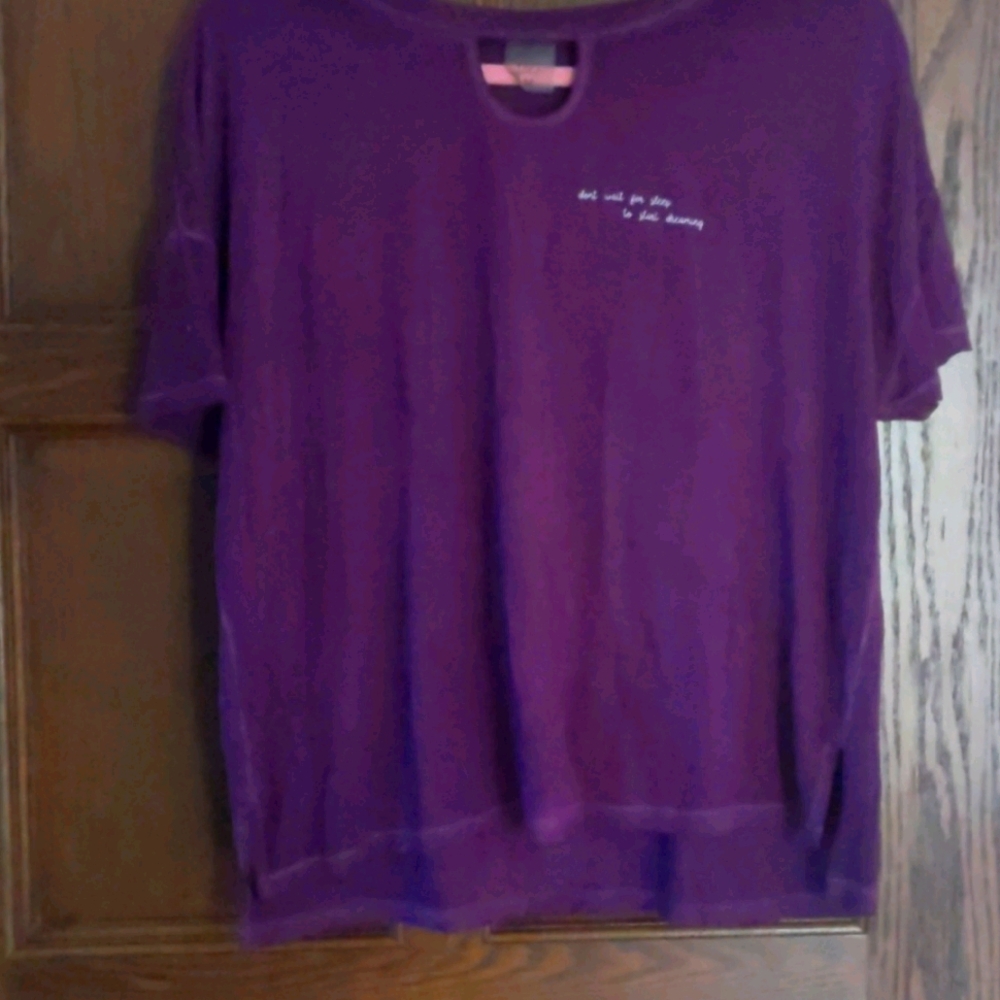 🌼4/$20🌼Purple Soft T-shirt